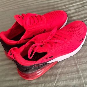 Red Nike Air Max 270